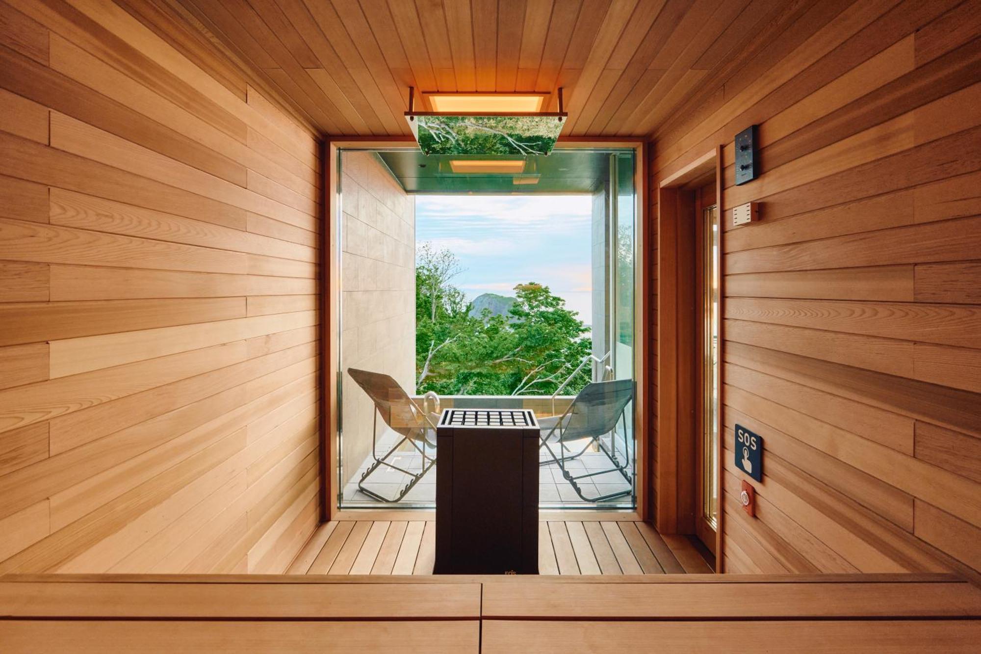 Shiretoko Yuhi No Ataruie Onsen Hostel Shari Bagian luar foto