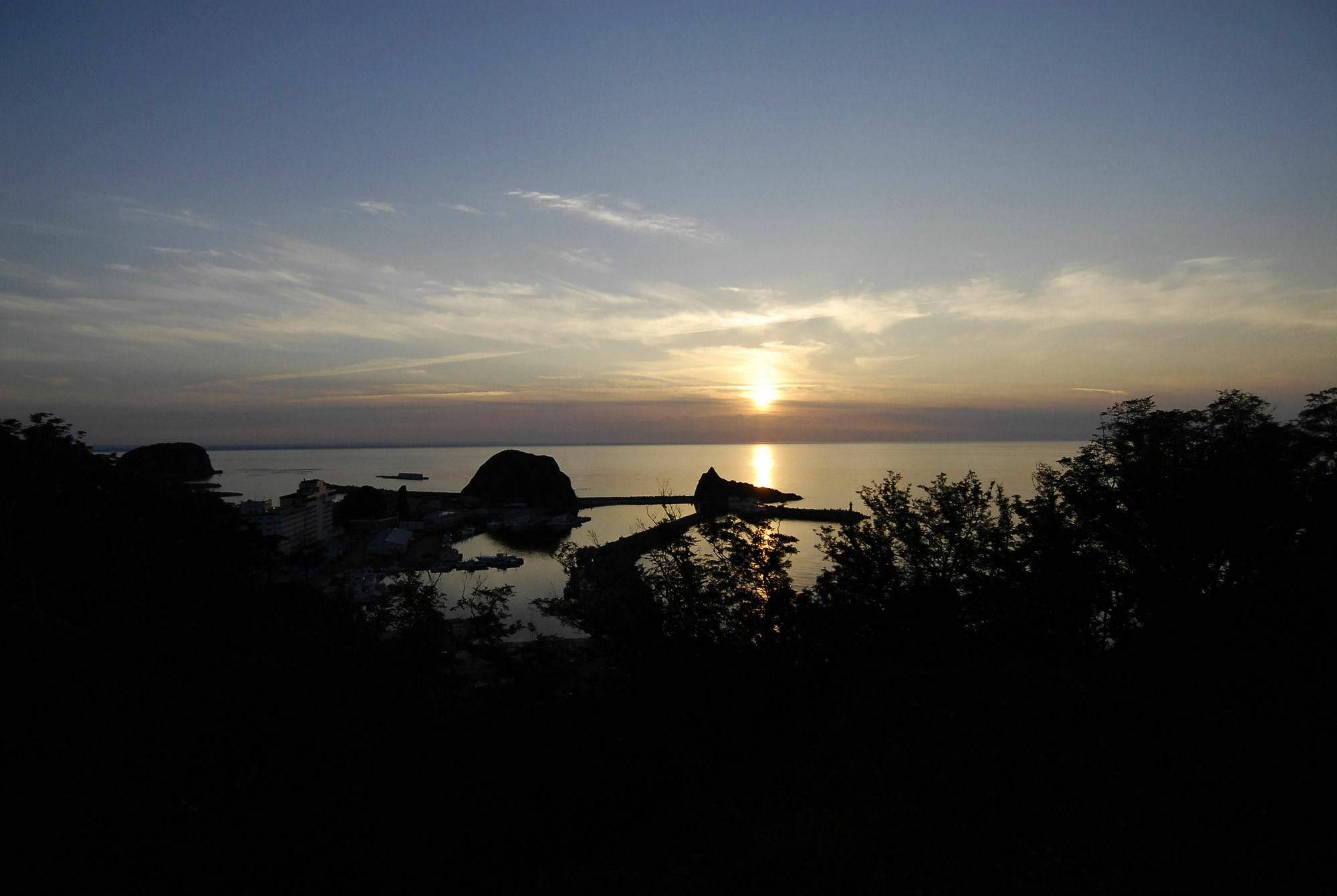 Shiretoko Yuhi No Ataruie Onsen Hostel Shari Bagian luar foto